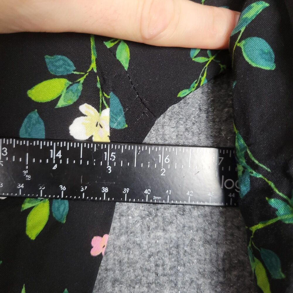 SAVANNA JANE Black Floral Off Shoulder Cottagecore Whimsigoth Top SIZE SMALL - Picture 7 of 8